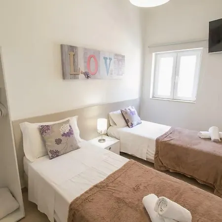 T1 Beach Apartment, 3 Min Walk To The Beach Old Town *